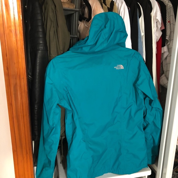 Turquoise North Face Hyvent raincoat - Picture 6 of 6